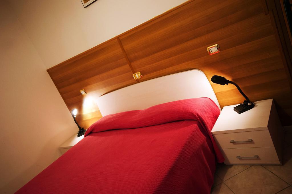 Albergo Magrini della Genga Genga  Ruang foto