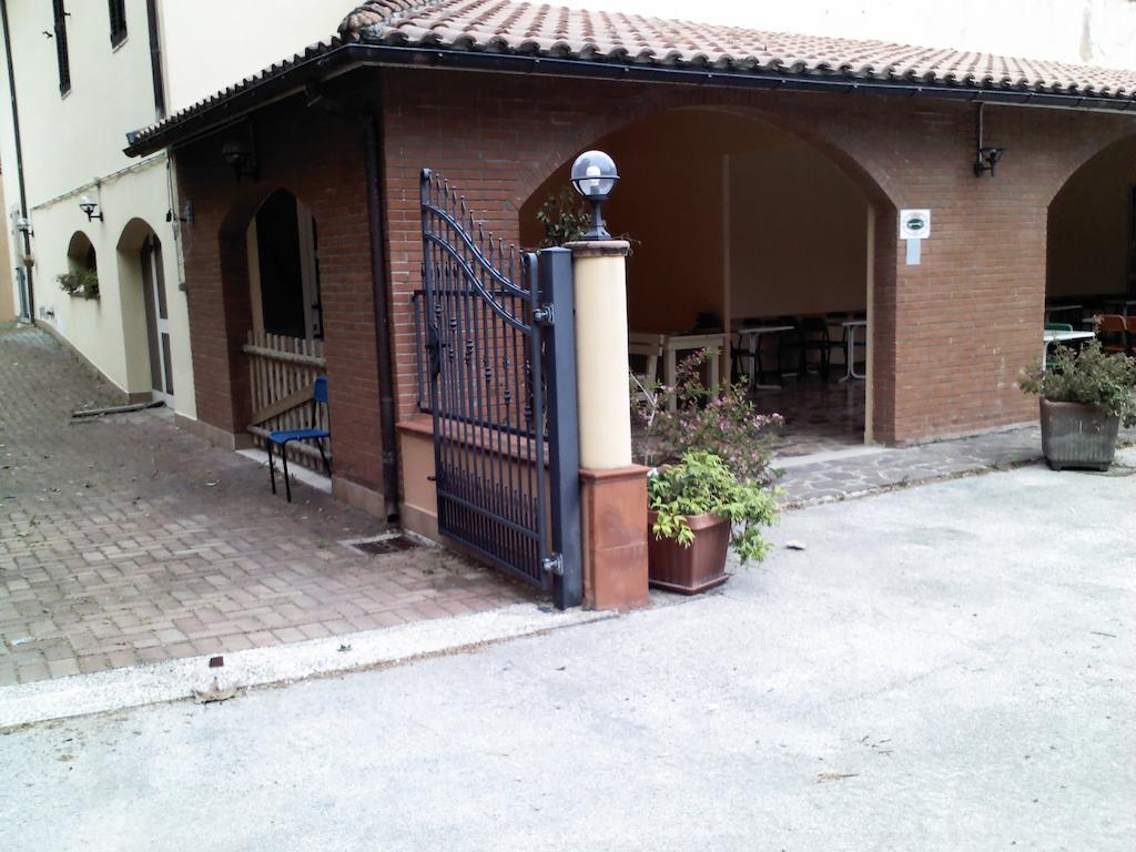 Albergo Magrini della Genga Genga  Bagian luar foto